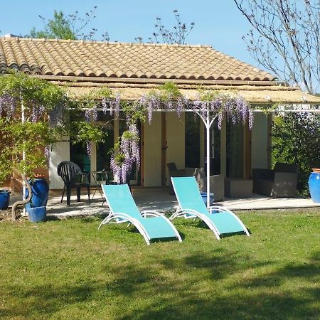 Entre Nimes Et Arles Villa Bellegarde  Værelse billede